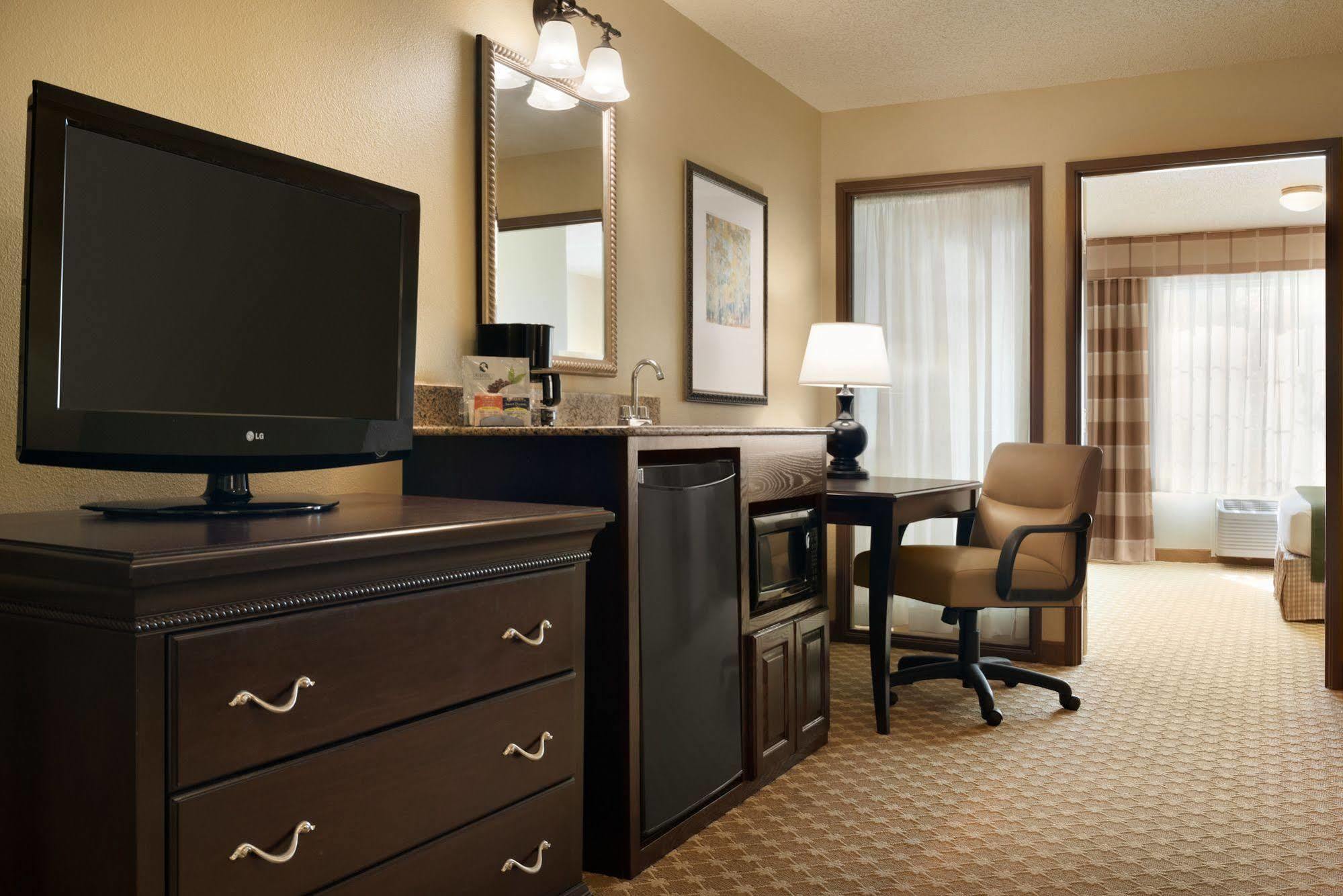 Country Inn & Suites By Radisson, Chanhassen, Mn Buitenkant foto